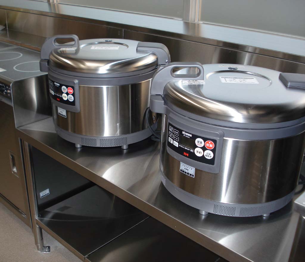 炊飯機器）：厨房機器・厨房設計の日本給食設備株式会社